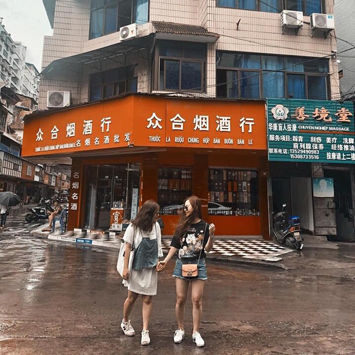 hướng dẫn tour Hà Khẩu 