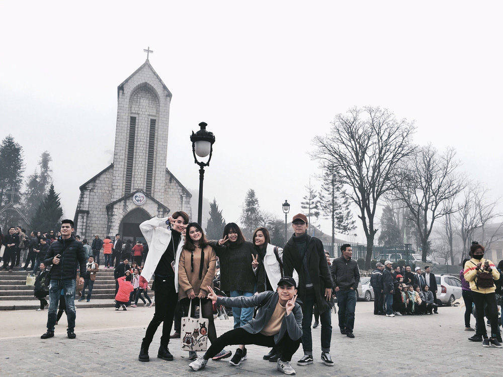 du lịch sapa nhà thờ đá