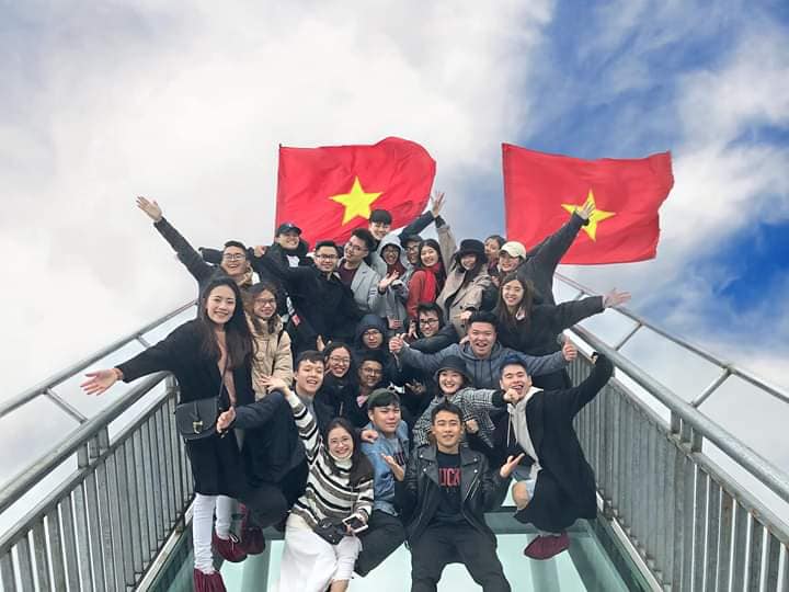 du lịch Sapa cầu kính với bạn 