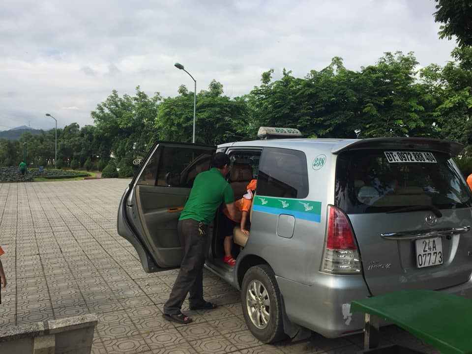 du lịch sapa đi taxi