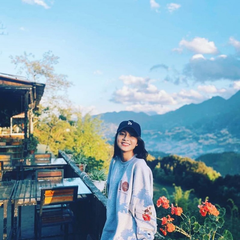COMBO VÉ XE VÀ PHÒNG FANSIPAN TERRACE CAFE & HOMESTAY