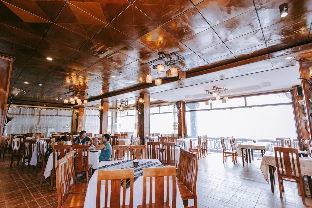COMBO VÉ XE VÀ PHÒNG KHÁCH SẠN HOLIDAY 3* SAPA