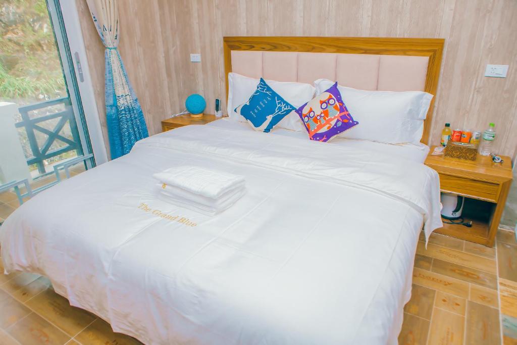 COMBO VÉ XE VÀ PHÒNG KHÁCH SẠN THE GRAND BLUE 3* SAPA