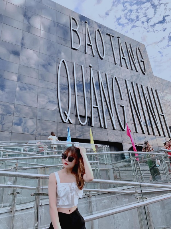 check in bảo tàng Quảng ninh 