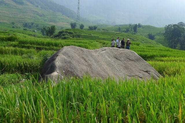 du lịch sapa bãi đá cổ